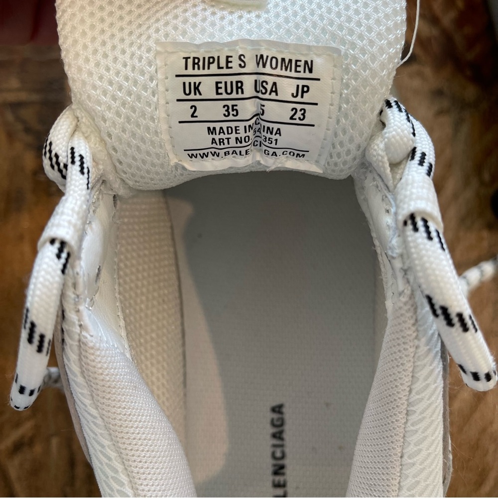 NEW Balenciaga triple S Sneakers - Picture 6 of 7